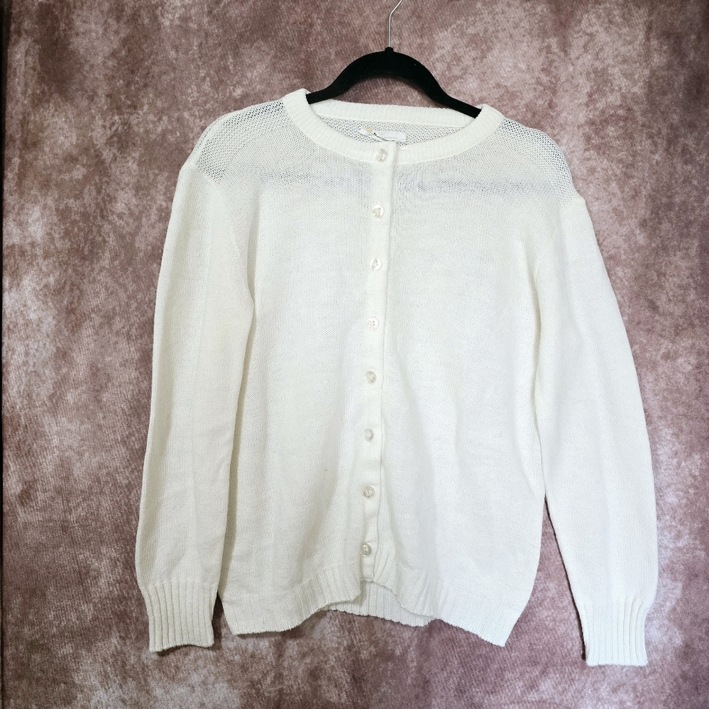 JC PENNEY Women's Size 10 Cream Long Sleeve Button Down Cardigan Sweater